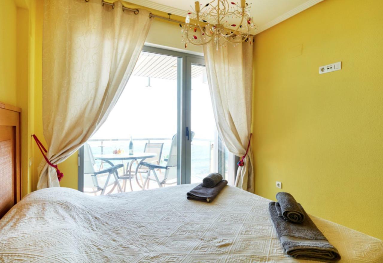 Sea Front Callas De Torrevieja Apartment Bagian luar foto